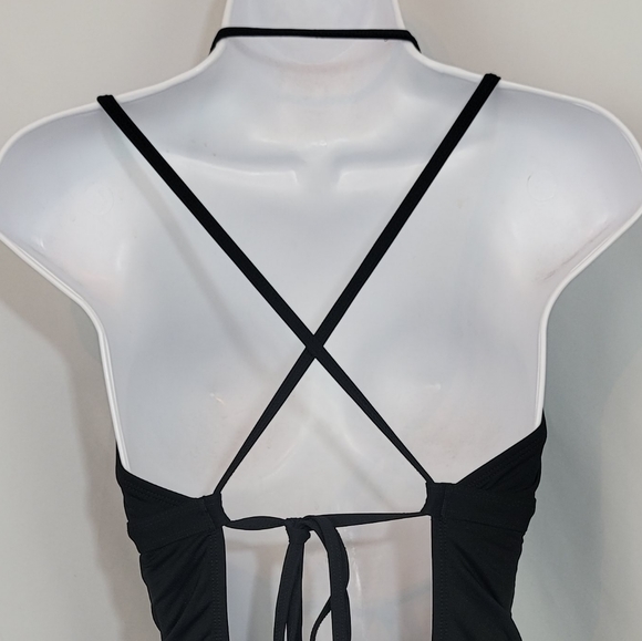 Athleta One Piece Swimsuit - Picture 5 of 9